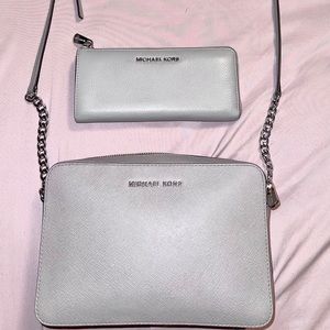 Used Michael Kors purse and wallet